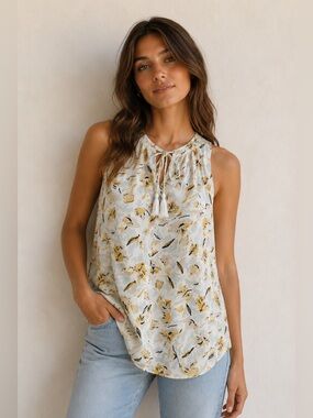 NWOT Women's Floral Tassle Tie Neck Sleeveless Blouse‎ Medium Summer Chic Casual